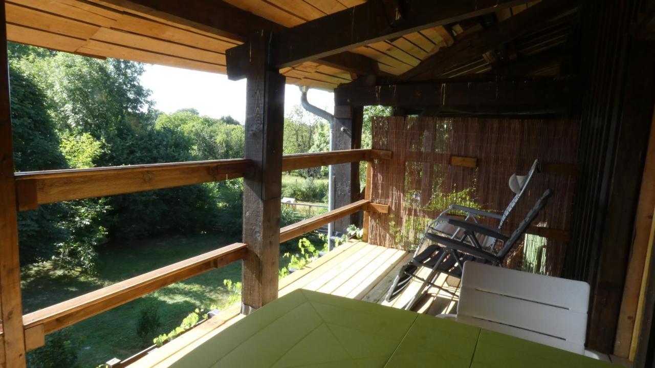 Chatrou Chatelraould-Saint-Louvent Exterior foto