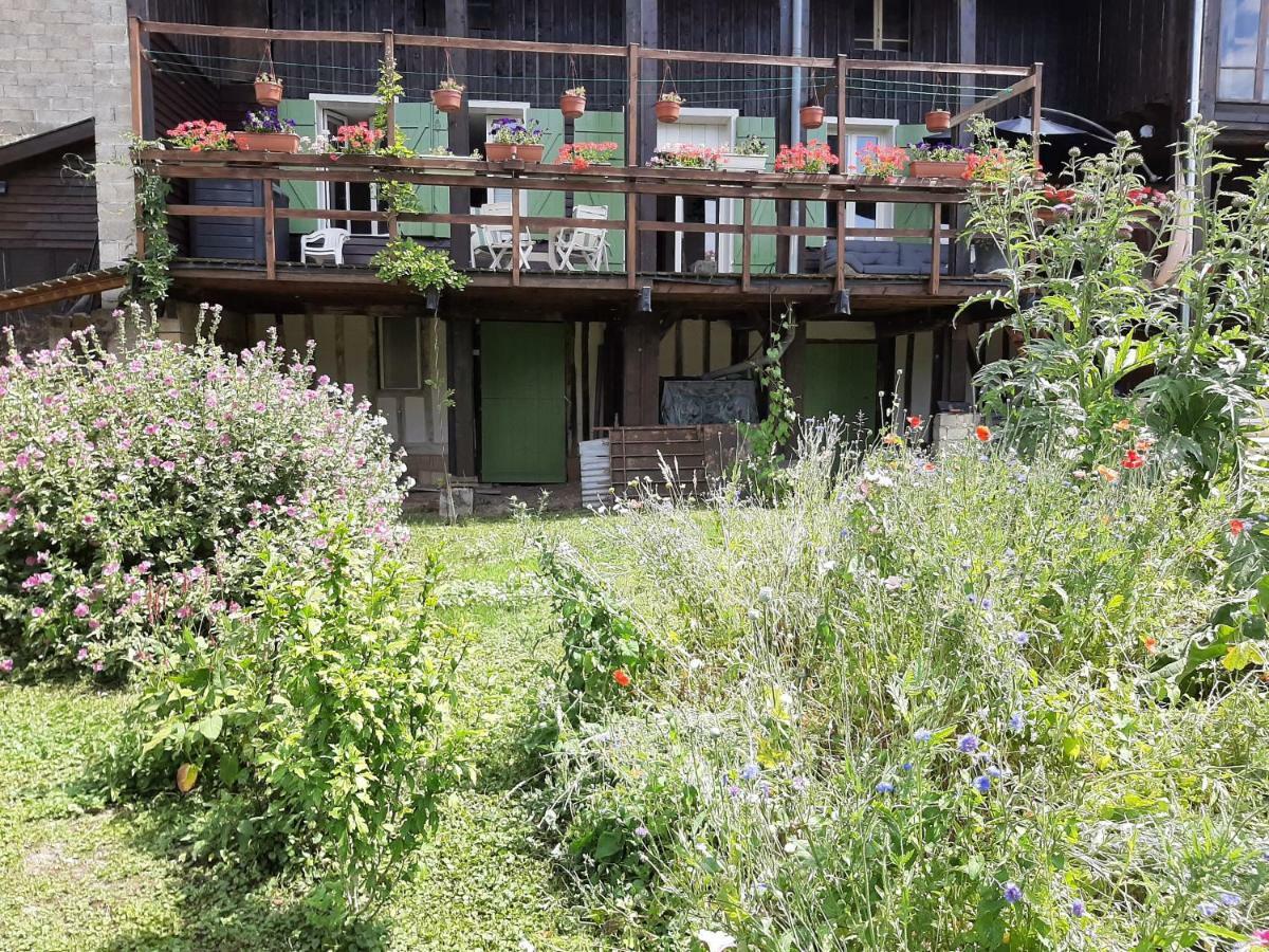 Chatrou Chatelraould-Saint-Louvent Exterior foto